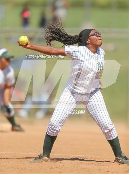 Thumbnail 3 in King/Drew vs. Hamilton (CIF LACS D2 Final) photogallery.