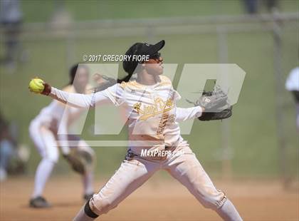 Thumbnail 2 in King/Drew vs. Hamilton (CIF LACS D2 Final) photogallery.
