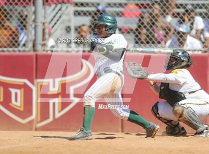 Thumbnail 1 in King/Drew vs. Hamilton (CIF LACS D2 Final) photogallery.