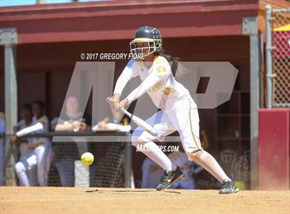 Thumbnail 2 in King/Drew vs. Hamilton (CIF LACS D2 Final) photogallery.