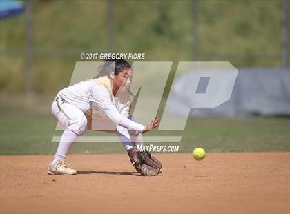 Thumbnail 1 in King/Drew vs. Hamilton (CIF LACS D2 Final) photogallery.