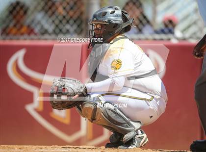 Thumbnail 3 in King/Drew vs. Hamilton (CIF LACS D2 Final) photogallery.