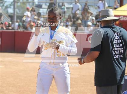 Thumbnail 2 in King/Drew vs. Hamilton (CIF LACS D2 Final) photogallery.