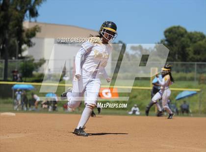 Thumbnail 3 in King/Drew vs. Hamilton (CIF LACS D2 Final) photogallery.