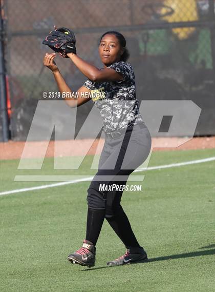 Thumbnail 3 in Eastern Alamance vs. Central Cabarrus (NCHSAA 3A Final - Game 2) photogallery.