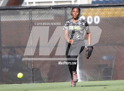 Thumbnail 2 in Eastern Alamance vs. Central Cabarrus (NCHSAA 3A Final - Game 2) photogallery.