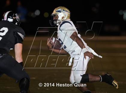 Thumbnail 1 in St. John Bosco vs. Servite photogallery.