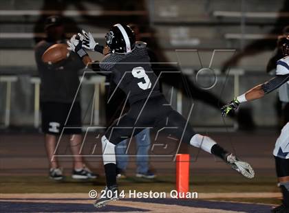 Thumbnail 2 in St. John Bosco vs. Servite photogallery.