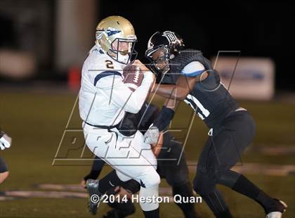 Thumbnail 3 in St. John Bosco vs. Servite photogallery.