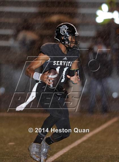 Thumbnail 1 in St. John Bosco vs. Servite photogallery.