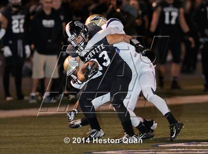 Thumbnail 3 in St. John Bosco vs. Servite photogallery.