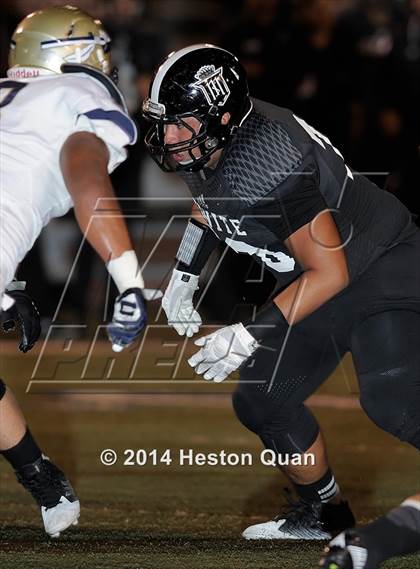 Thumbnail 3 in St. John Bosco vs. Servite photogallery.