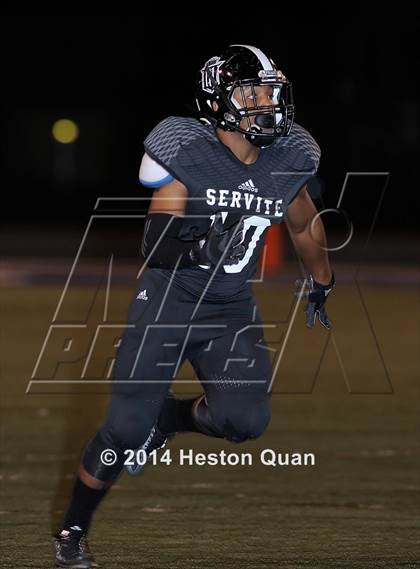 Thumbnail 1 in St. John Bosco vs. Servite photogallery.
