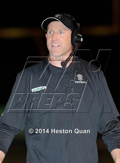 Thumbnail 2 in St. John Bosco vs. Servite photogallery.