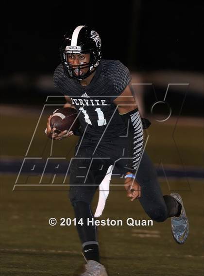 Thumbnail 2 in St. John Bosco vs. Servite photogallery.