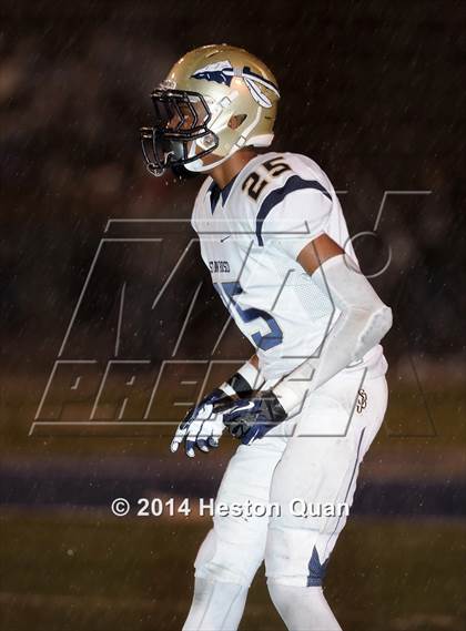 Thumbnail 1 in St. John Bosco vs. Servite photogallery.