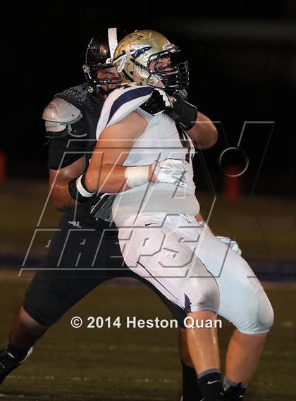 Thumbnail 1 in St. John Bosco vs. Servite photogallery.