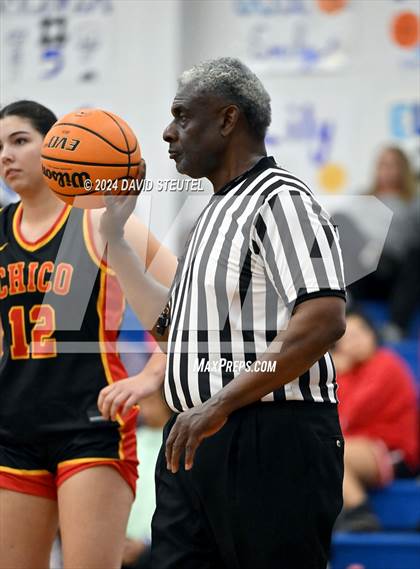 Thumbnail 1 in Chico vs. Lincoln (Dorothy Speck Memorial) photogallery.