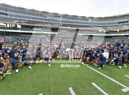 Thumbnail 1 in Klein Collins vs. Tyler (UIL 6A Regional Playoff) photogallery.