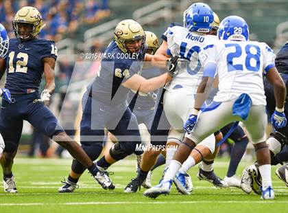 Thumbnail 1 in Klein Collins vs. Tyler (UIL 6A Regional Playoff) photogallery.