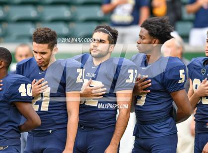 Thumbnail 1 in Klein Collins vs. Tyler (UIL 6A Regional Playoff) photogallery.