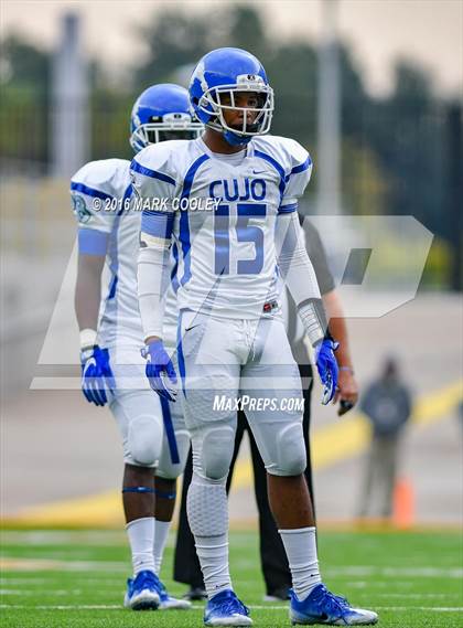 Thumbnail 1 in Klein Collins vs. Tyler (UIL 6A Regional Playoff) photogallery.
