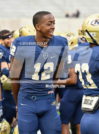 Thumbnail 3 in Klein Collins vs. Tyler (UIL 6A Regional Playoff) photogallery.