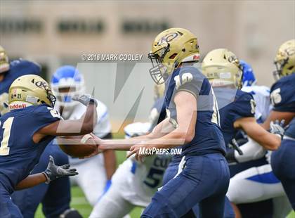 Thumbnail 2 in Klein Collins vs. Tyler (UIL 6A Regional Playoff) photogallery.