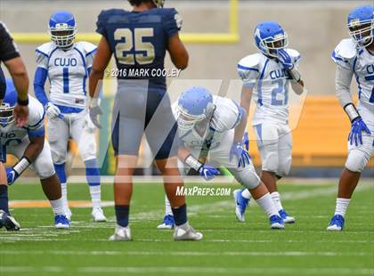 Thumbnail 2 in Klein Collins vs. Tyler (UIL 6A Regional Playoff) photogallery.