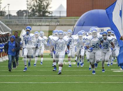 Thumbnail 1 in Klein Collins vs. Tyler (UIL 6A Regional Playoff) photogallery.