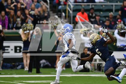Thumbnail 2 in Klein Collins vs. Tyler (UIL 6A Regional Playoff) photogallery.