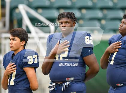 Thumbnail 1 in Klein Collins vs. Tyler (UIL 6A Regional Playoff) photogallery.