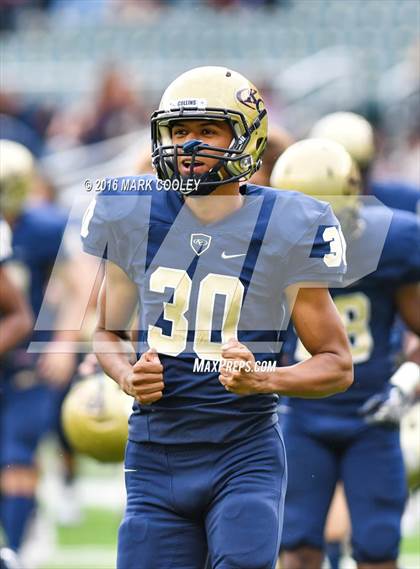 Thumbnail 2 in Klein Collins vs. Tyler (UIL 6A Regional Playoff) photogallery.