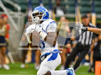 Thumbnail 3 in Klein Collins vs. Tyler (UIL 6A Regional Playoff) photogallery.