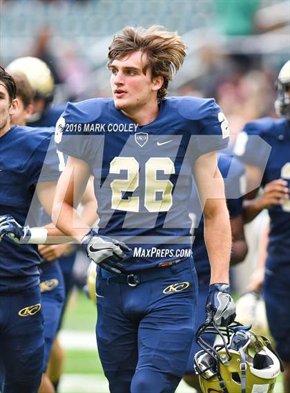 Thumbnail 3 in Klein Collins vs. Tyler (UIL 6A Regional Playoff) photogallery.