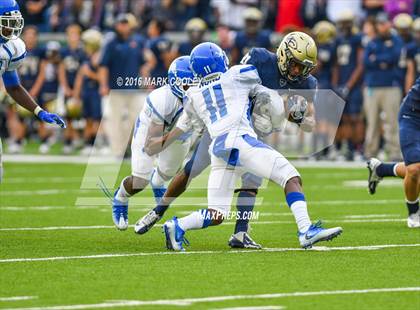 Thumbnail 1 in Klein Collins vs. Tyler (UIL 6A Regional Playoff) photogallery.