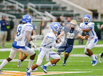 Thumbnail 1 in Klein Collins vs. Tyler (UIL 6A Regional Playoff) photogallery.