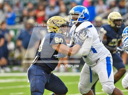 Thumbnail 3 in Klein Collins vs. Tyler (UIL 6A Regional Playoff) photogallery.