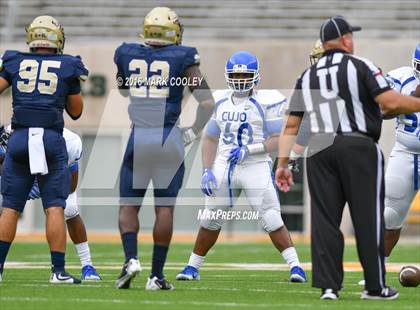 Thumbnail 3 in Klein Collins vs. Tyler (UIL 6A Regional Playoff) photogallery.