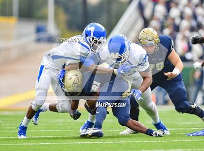 Thumbnail 3 in Klein Collins vs. Tyler (UIL 6A Regional Playoff) photogallery.
