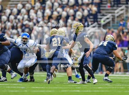 Thumbnail 2 in Klein Collins vs. Tyler (UIL 6A Regional Playoff) photogallery.