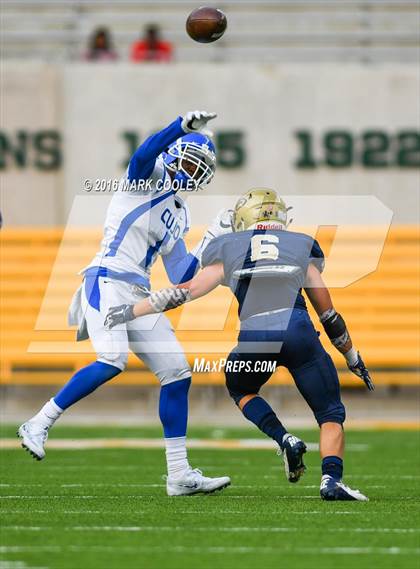 Thumbnail 3 in Klein Collins vs. Tyler (UIL 6A Regional Playoff) photogallery.