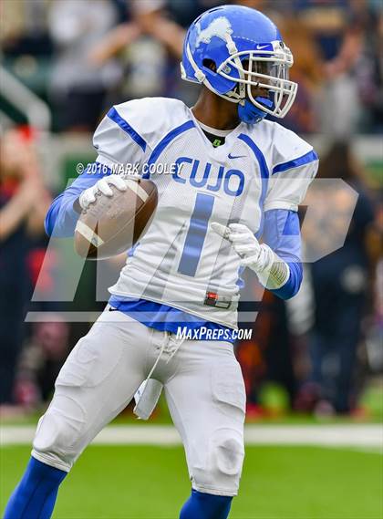 Thumbnail 3 in Klein Collins vs. Tyler (UIL 6A Regional Playoff) photogallery.