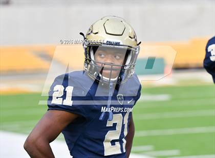 Thumbnail 3 in Klein Collins vs. Tyler (UIL 6A Regional Playoff) photogallery.