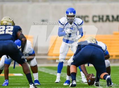 Thumbnail 1 in Klein Collins vs. Tyler (UIL 6A Regional Playoff) photogallery.