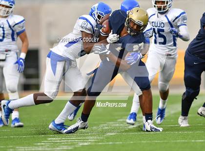 Thumbnail 1 in Klein Collins vs. Tyler (UIL 6A Regional Playoff) photogallery.