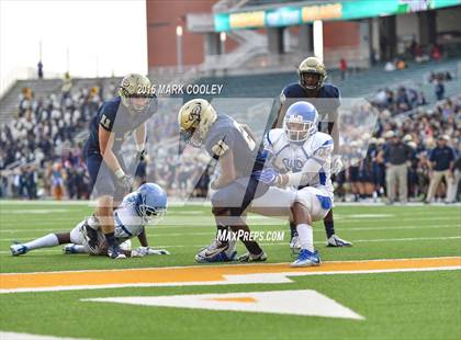 Thumbnail 1 in Klein Collins vs. Tyler (UIL 6A Regional Playoff) photogallery.
