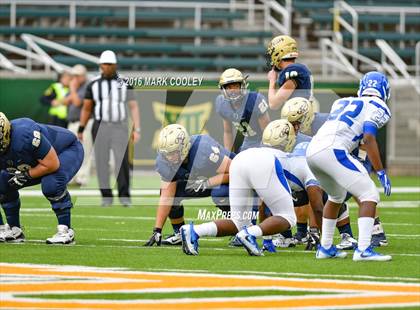 Thumbnail 2 in Klein Collins vs. Tyler (UIL 6A Regional Playoff) photogallery.