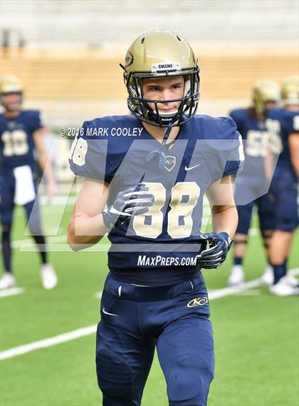 Thumbnail 1 in Klein Collins vs. Tyler (UIL 6A Regional Playoff) photogallery.