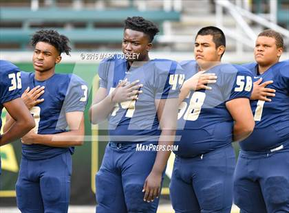 Thumbnail 1 in Klein Collins vs. Tyler (UIL 6A Regional Playoff) photogallery.